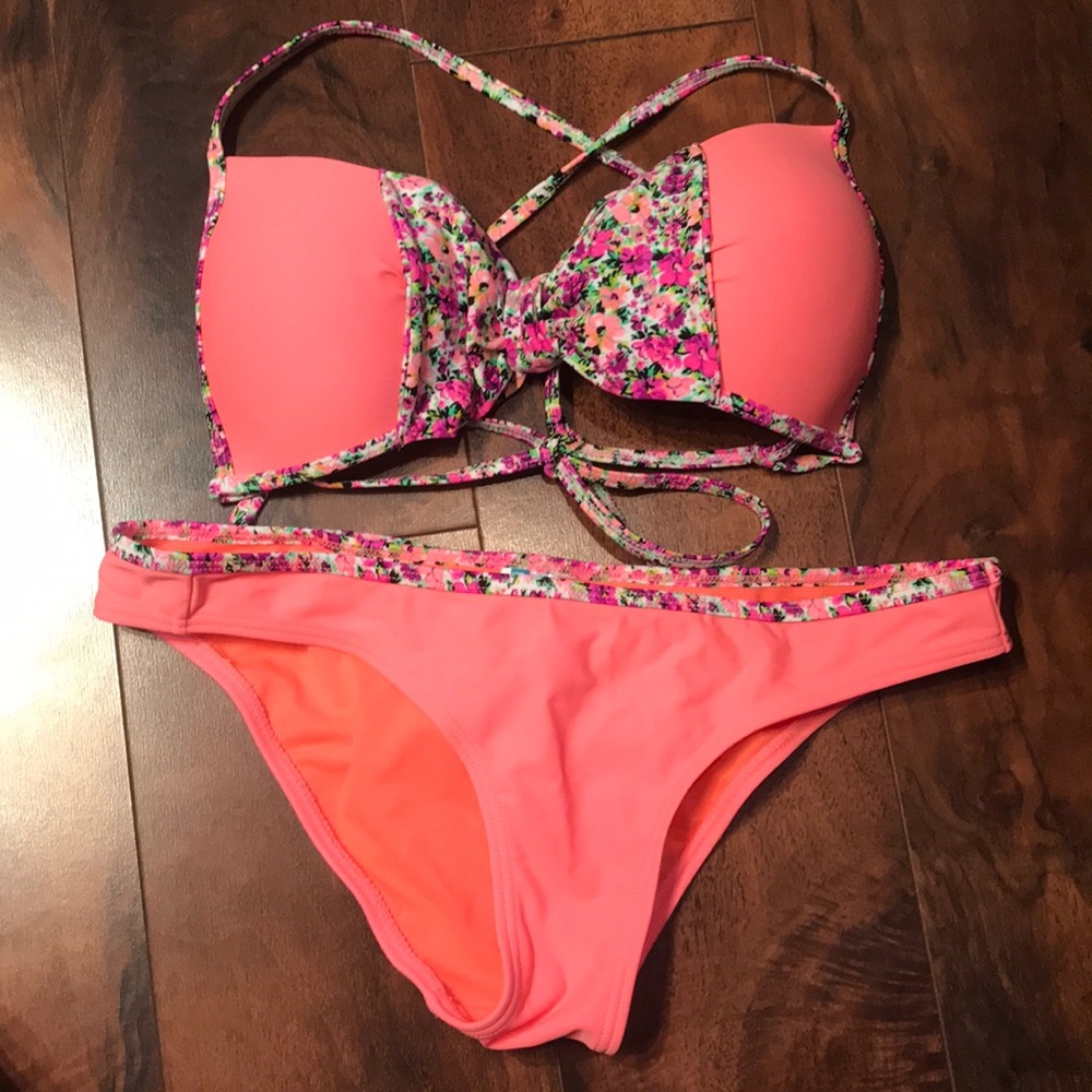 orange/floral bathing suit